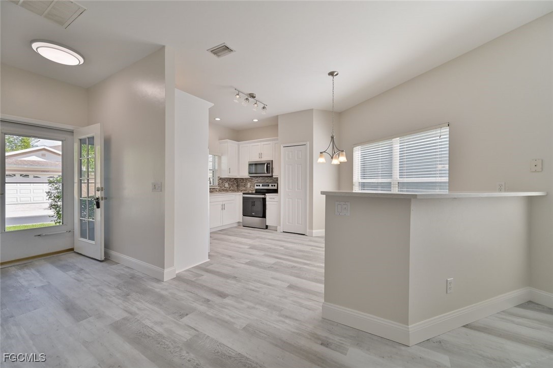 10706  Pearl Bay Circle