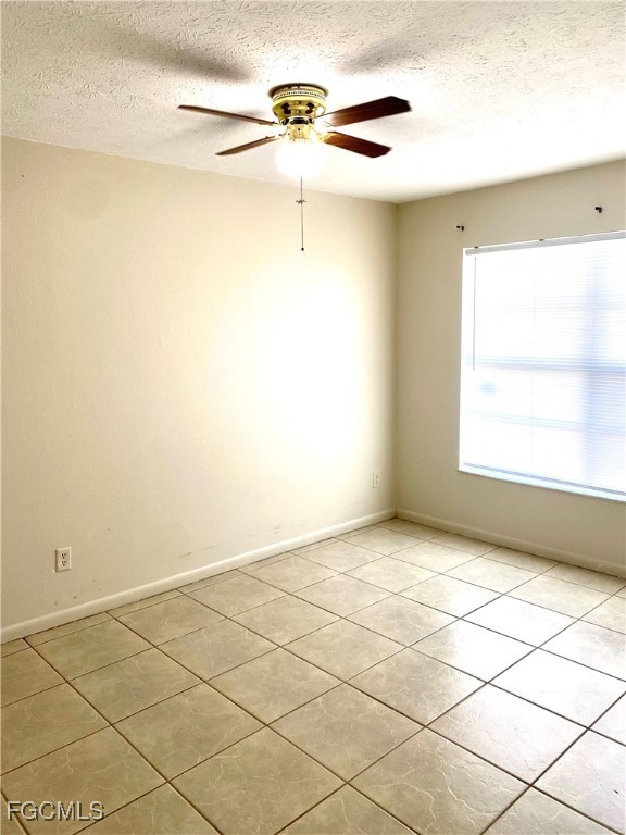521 NE 24th Place, Apt 2