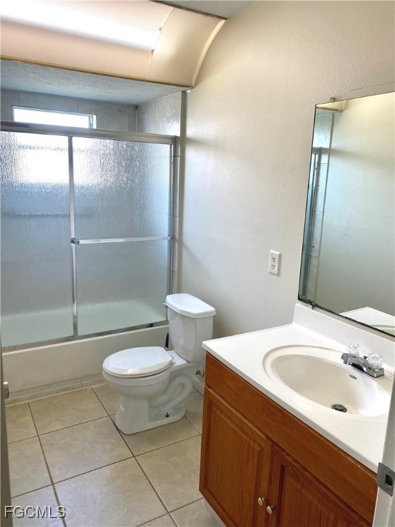 521 NE 24th Place, Apt 2