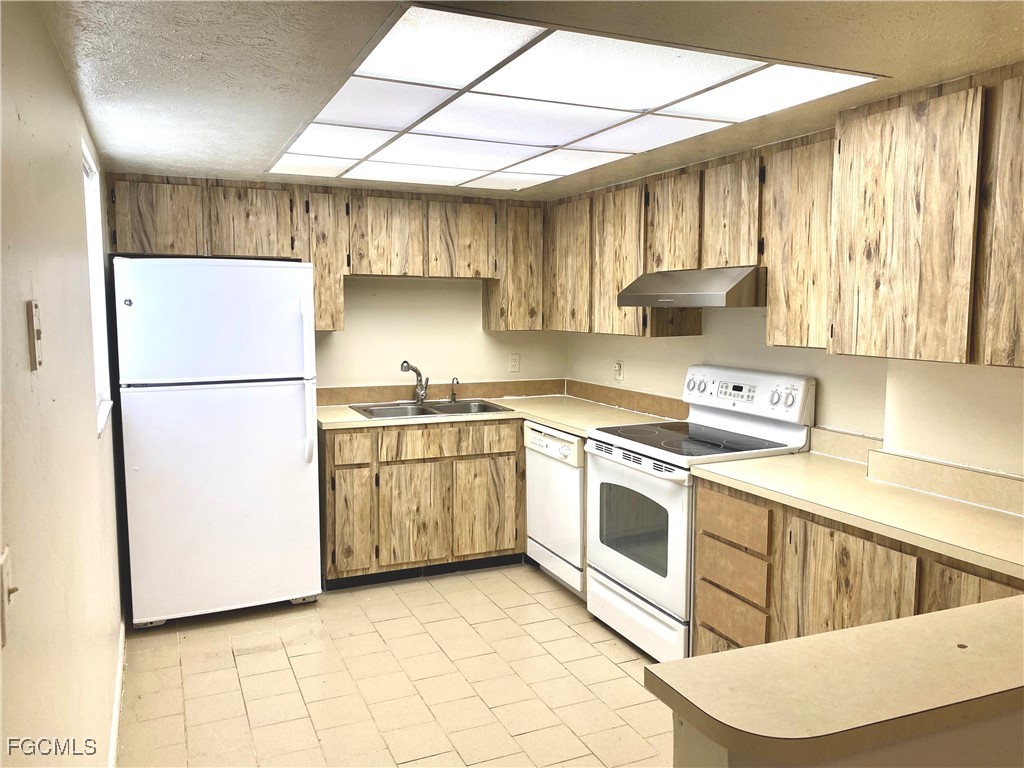 521 NE 24th Place, Apt 2