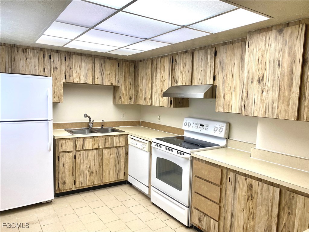 521 NE 24th Place, Apt 2