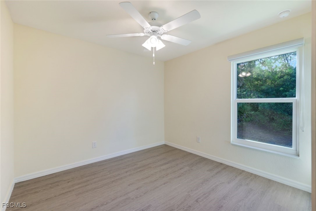 5038 W Tradewinds Circle