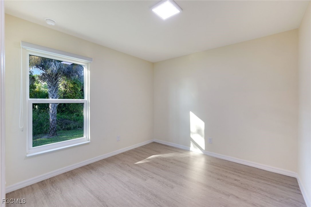 5038 W Tradewinds Circle