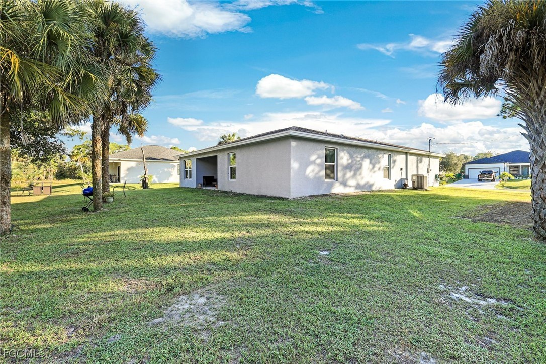 5038 W Tradewinds Circle