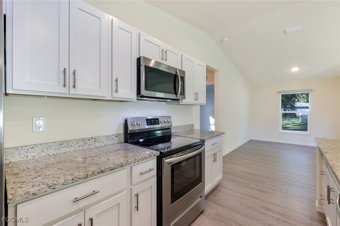 5038 W Tradewinds Circle