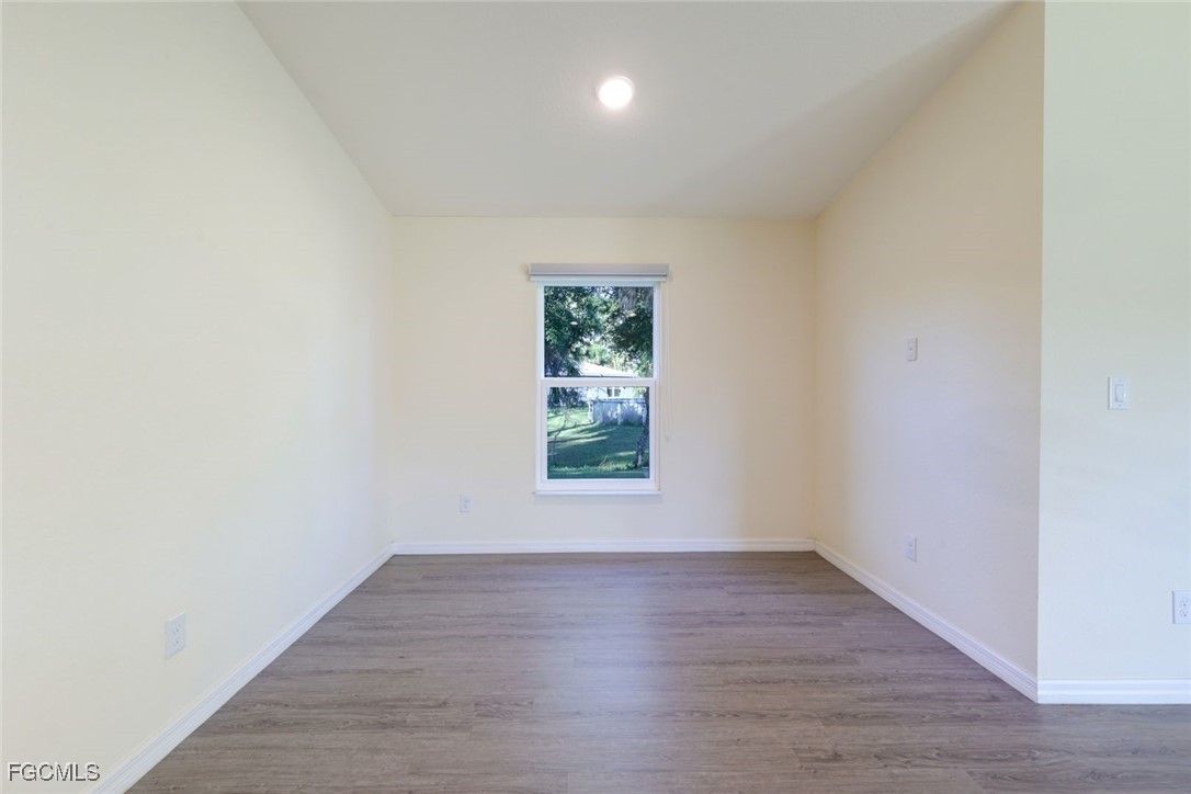 5038 W Tradewinds Circle