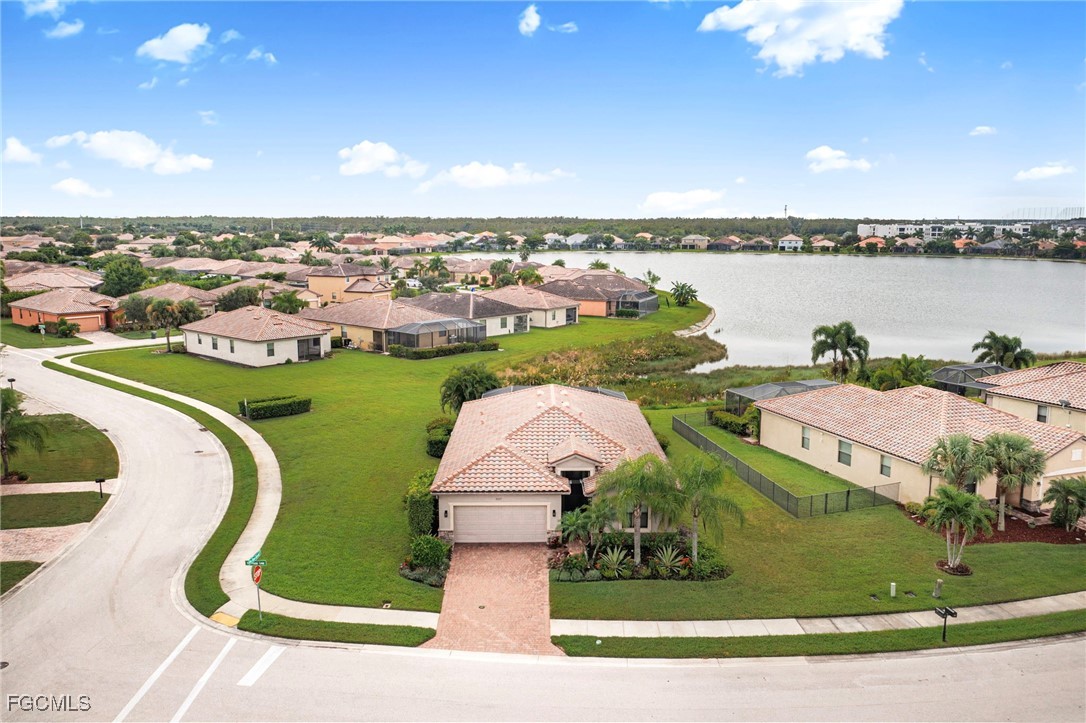 2727  Via Piazza Loop