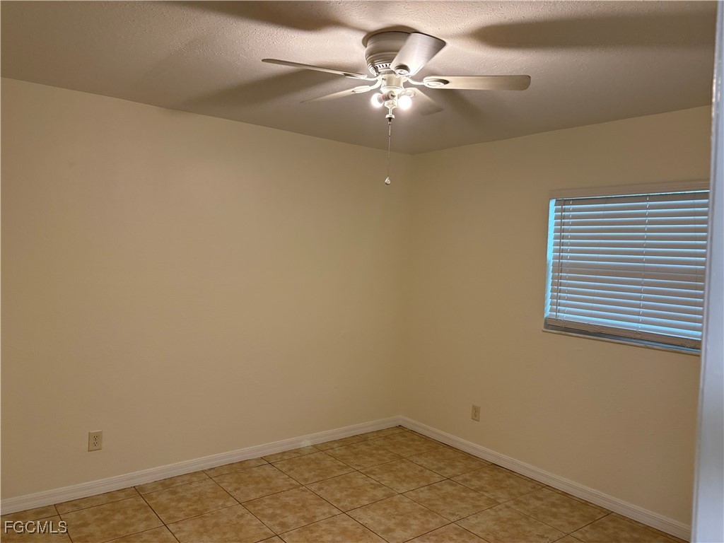 733/735  Gilbert Avenue