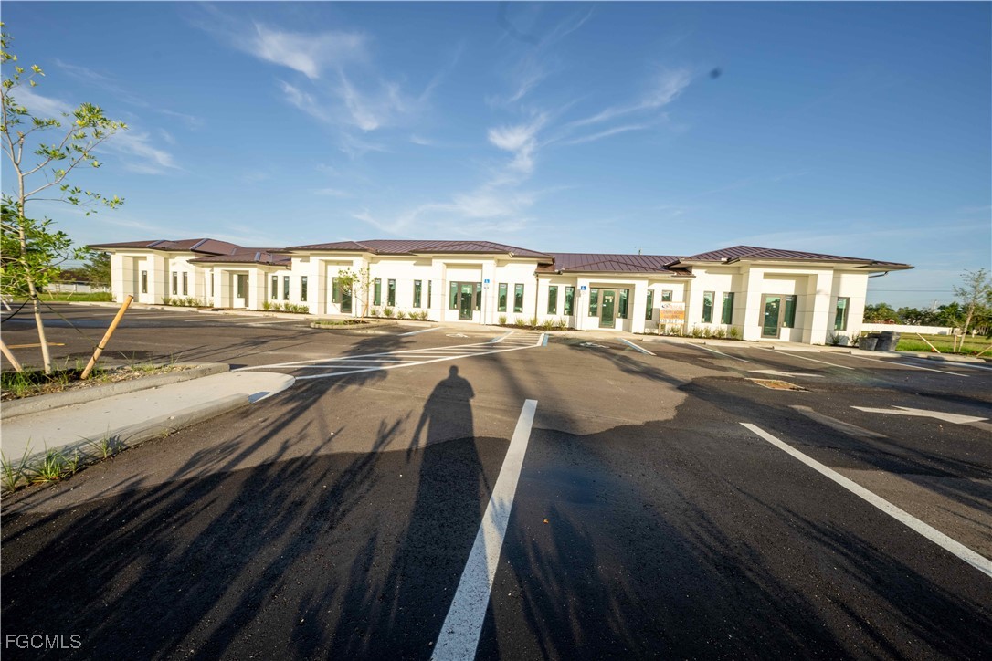 1624 SANTA BARBARA Boulevard