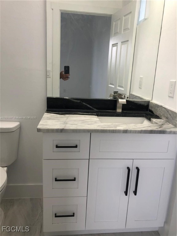 4572/4574  Golfview Boulevard