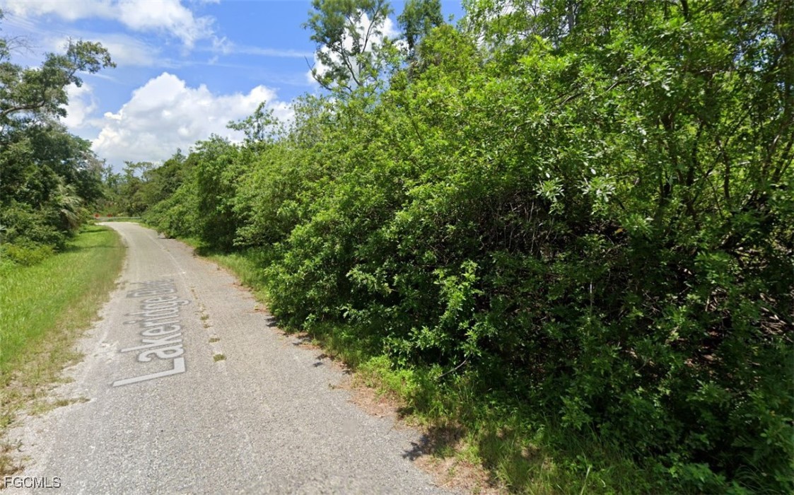 558  Lakeridge Boulevard