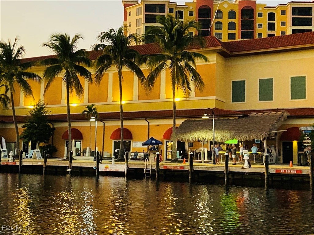 5865 Shell Cove Drive, Apt 105