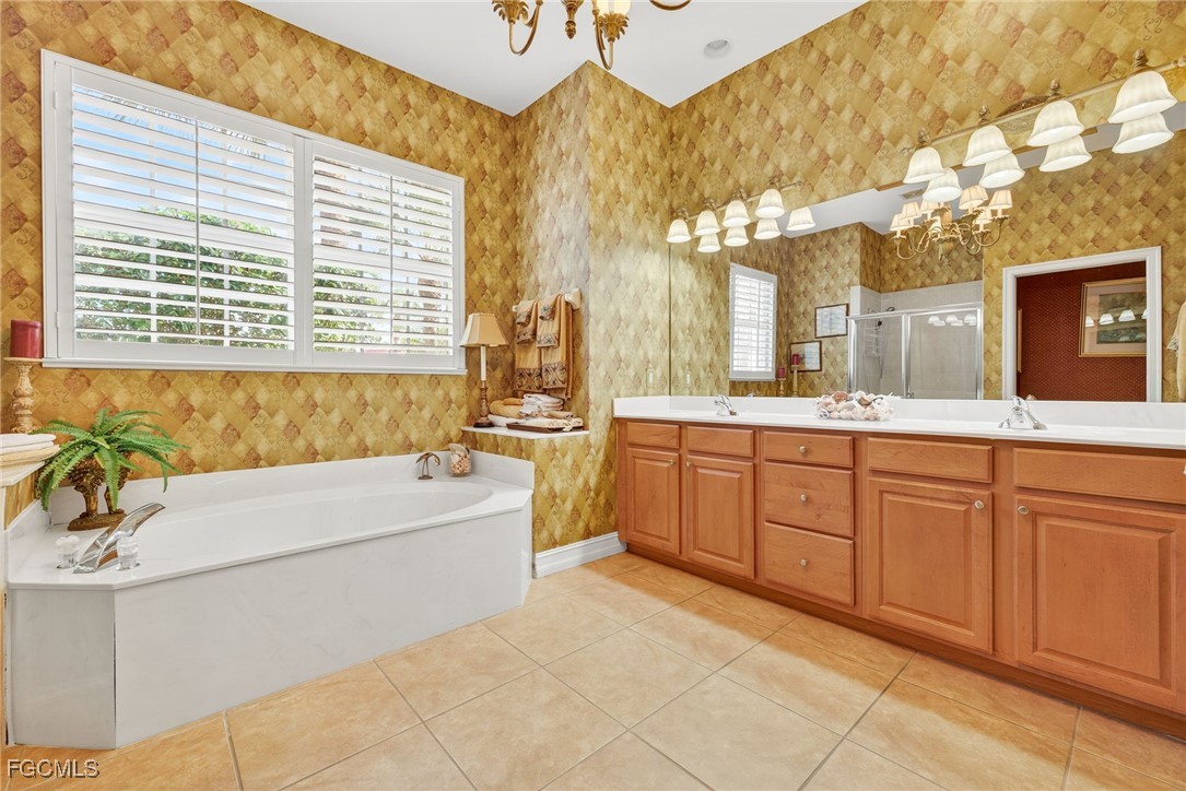 11990  Hidden Links Drive