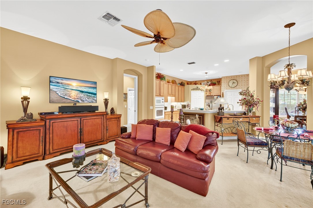 11990  Hidden Links Drive