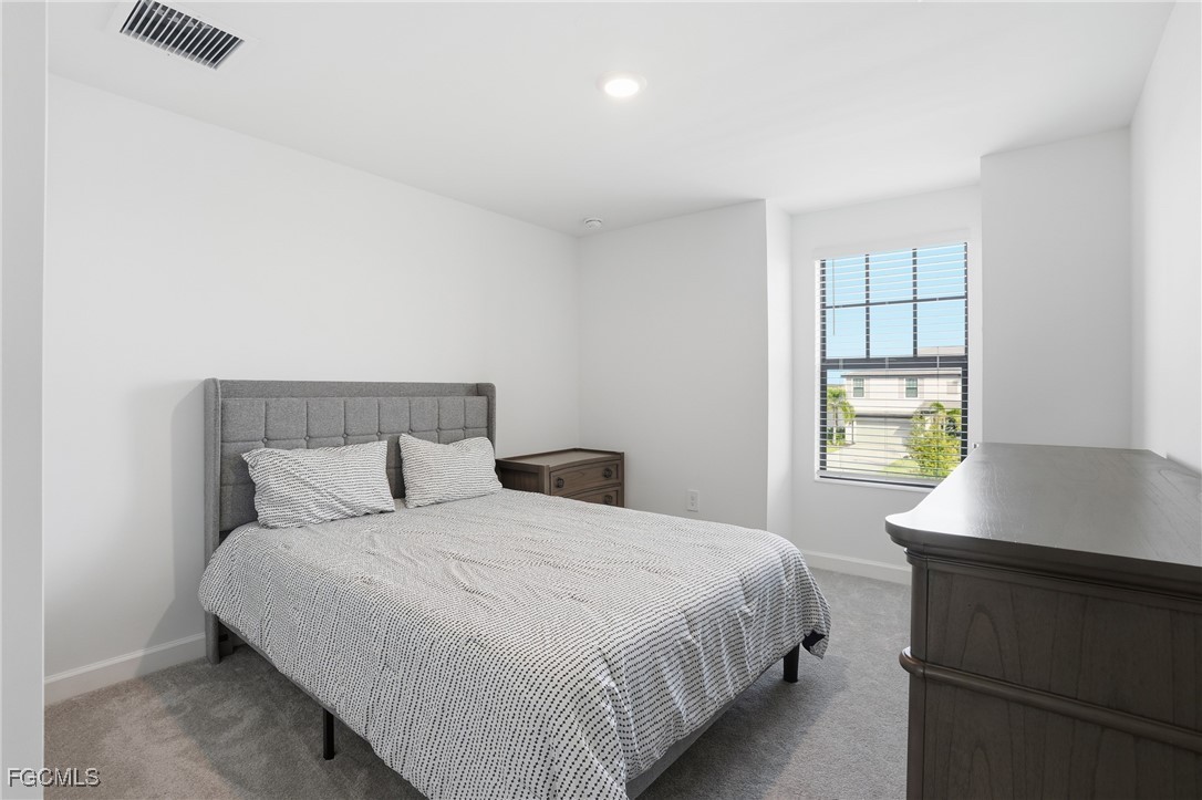 18707  Ivywood Place