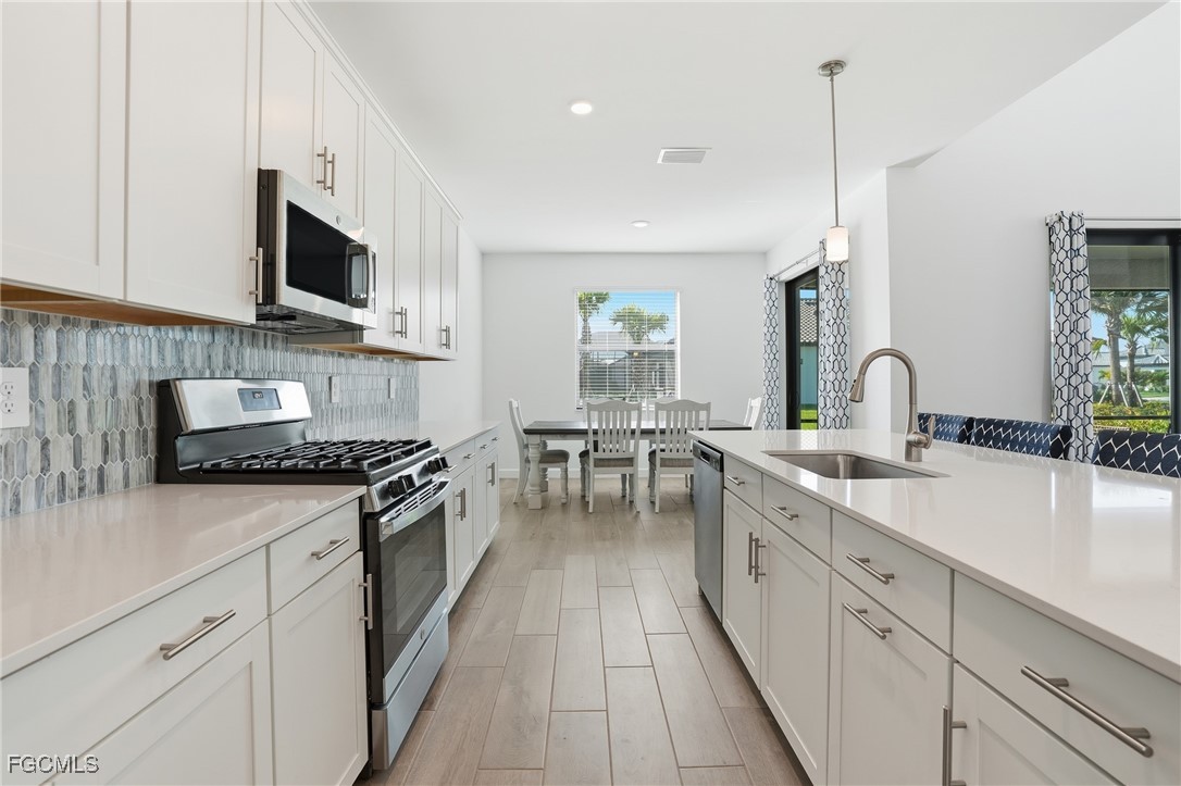 18707  Ivywood Place