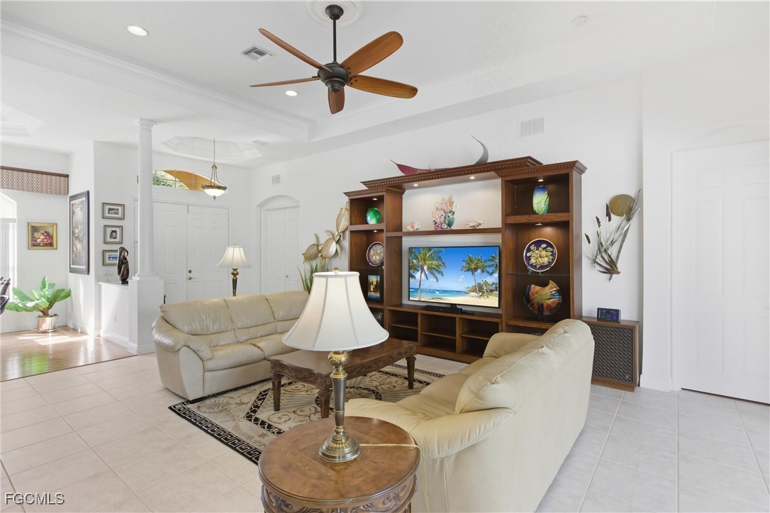 9836  Los Altos Court