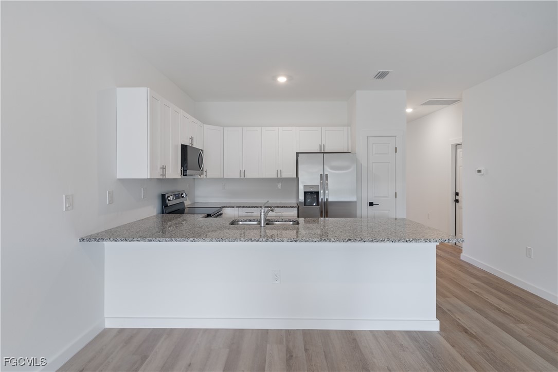 716/718  Gilbert Avenue