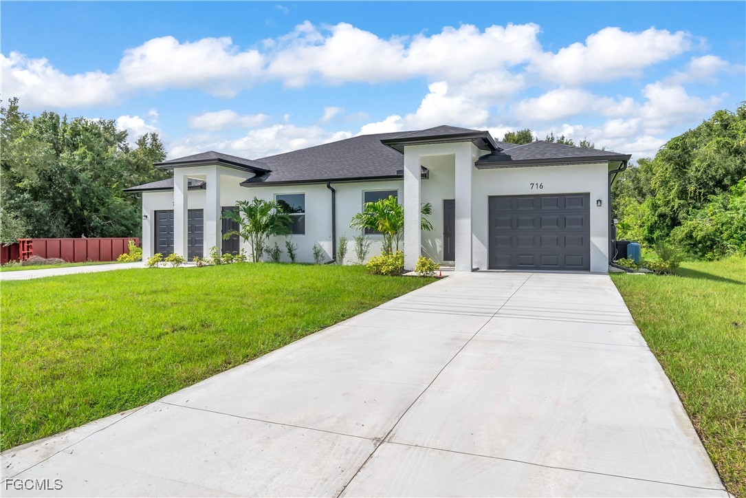 716/718  Gilbert Avenue