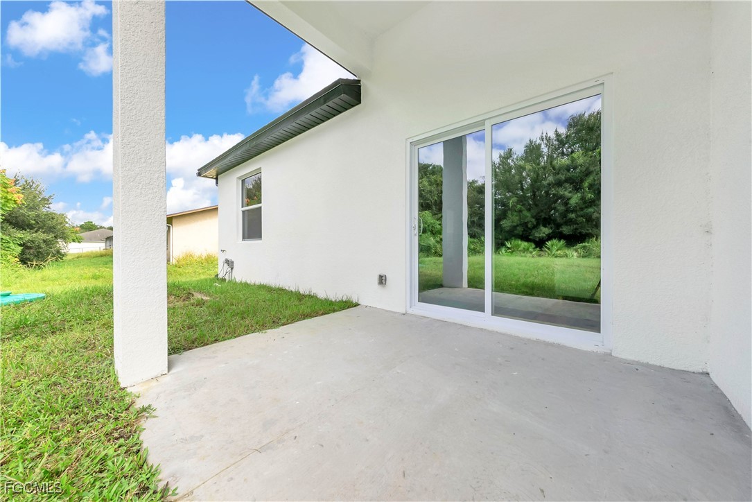 716/718  Gilbert Avenue