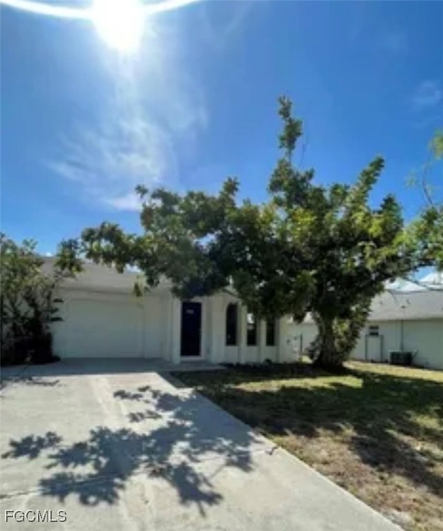 3309 SW Santa Barbara Place