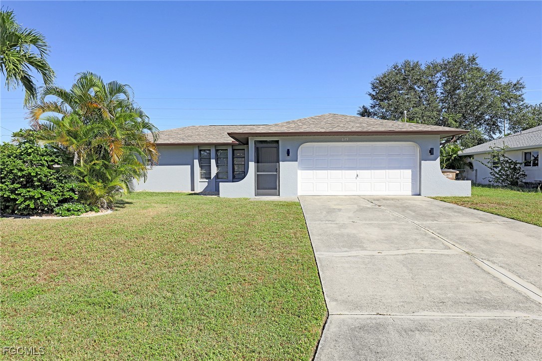 629 SW Santa Barbara Place