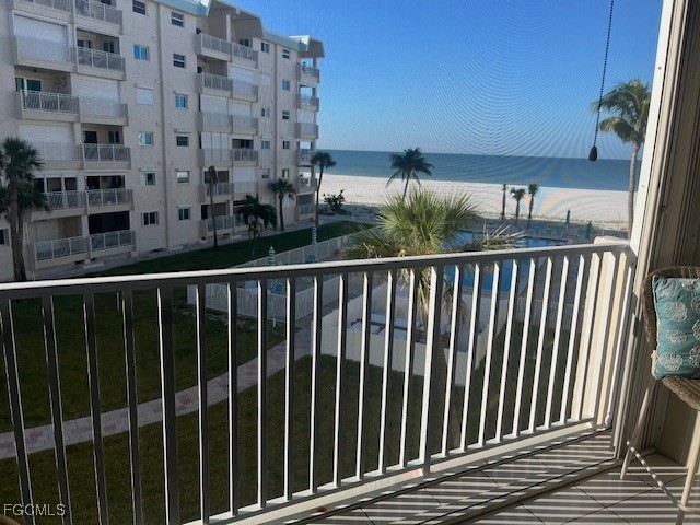 7400  Estero Boulevard, Apt 315