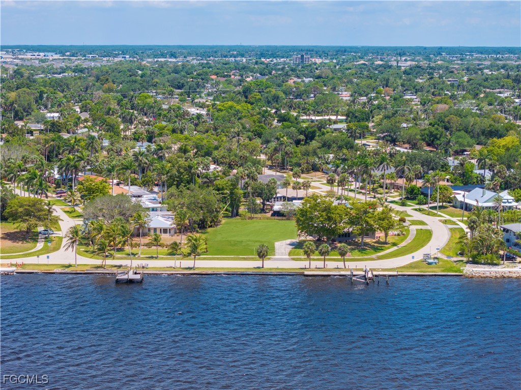 6105 W Riverside Drive