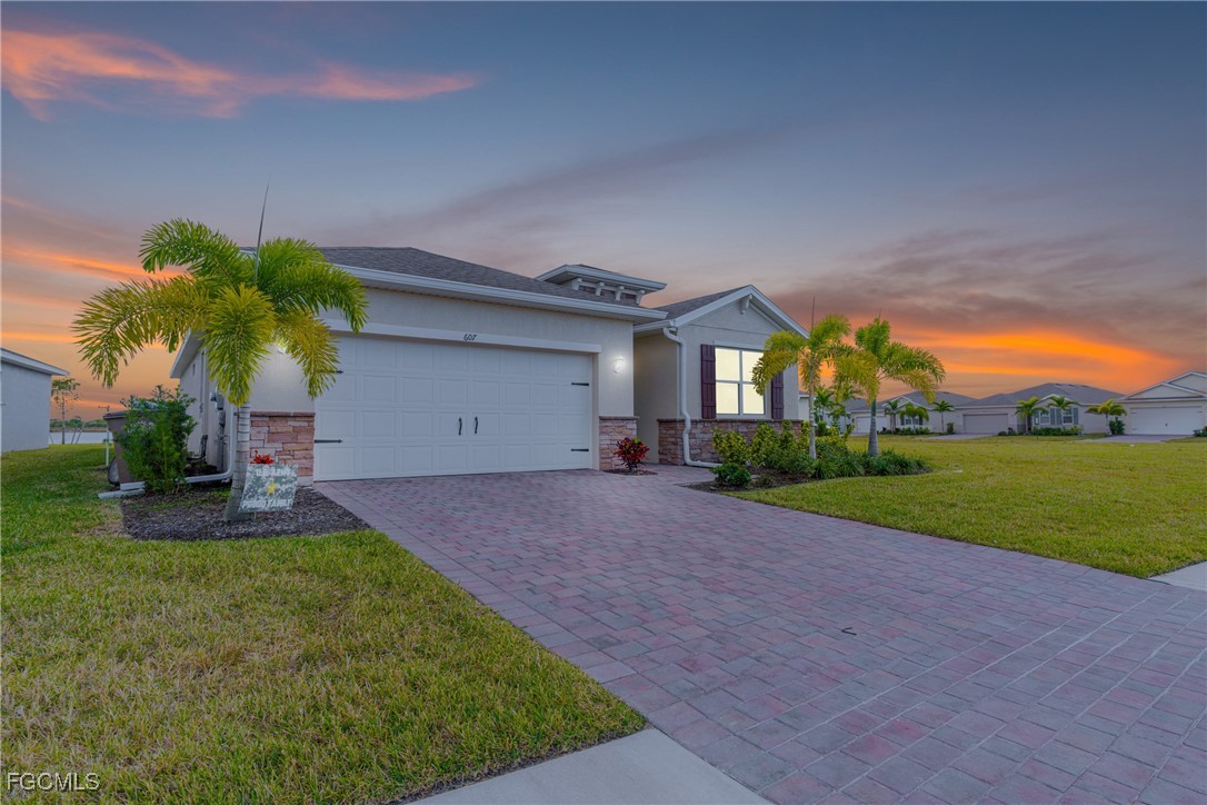 607  Parkshore Lake Avenue