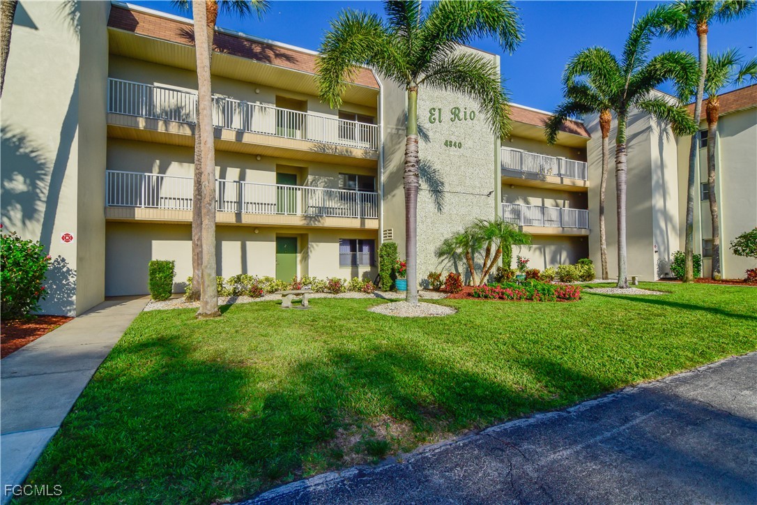 4840  Golf Club Court, Apt 10