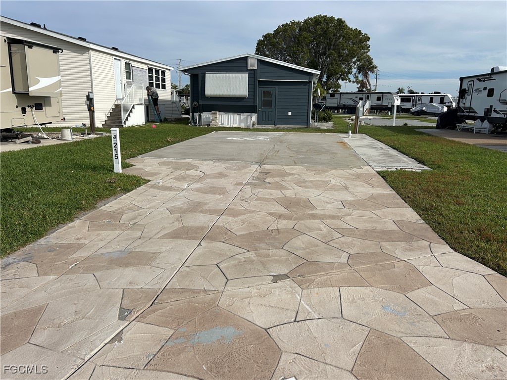 19681 215 Summerlin Road