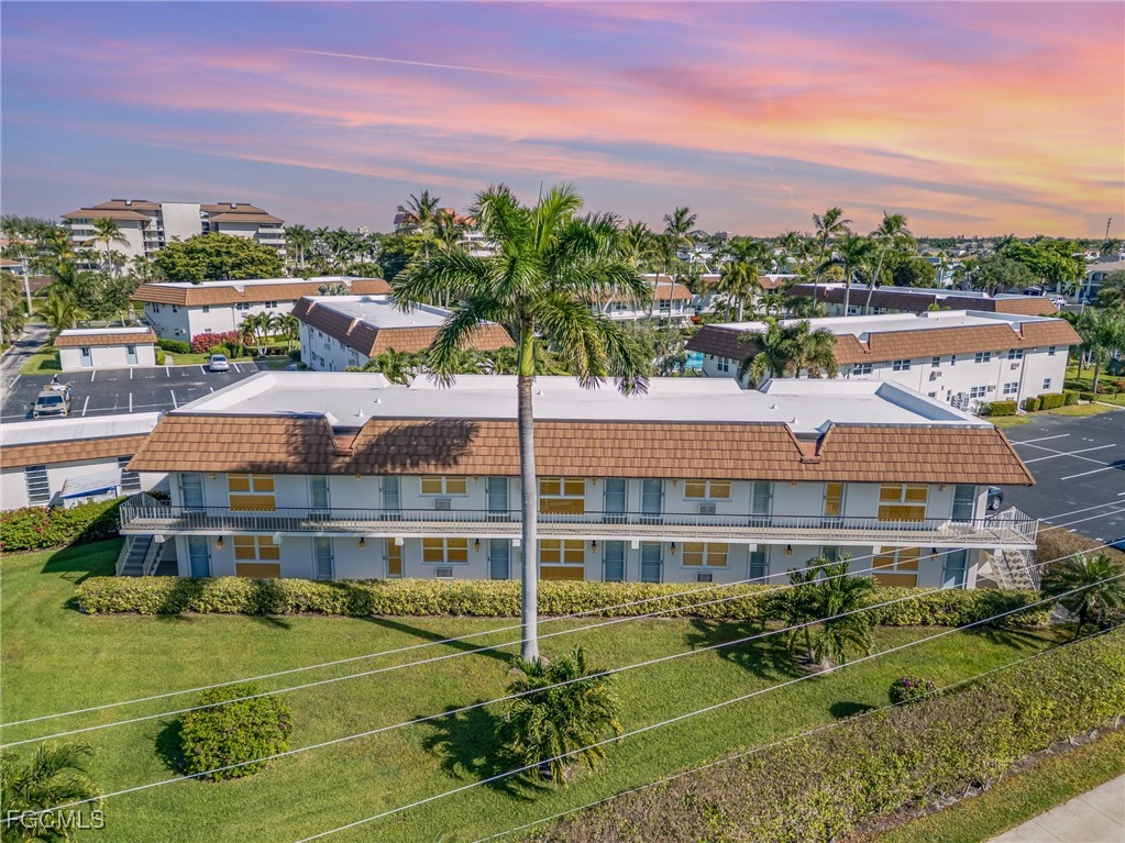 240 N Collier Boulevard, Apt F8