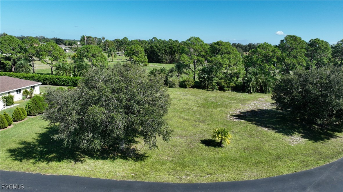 20083/085  Petrucka Circle