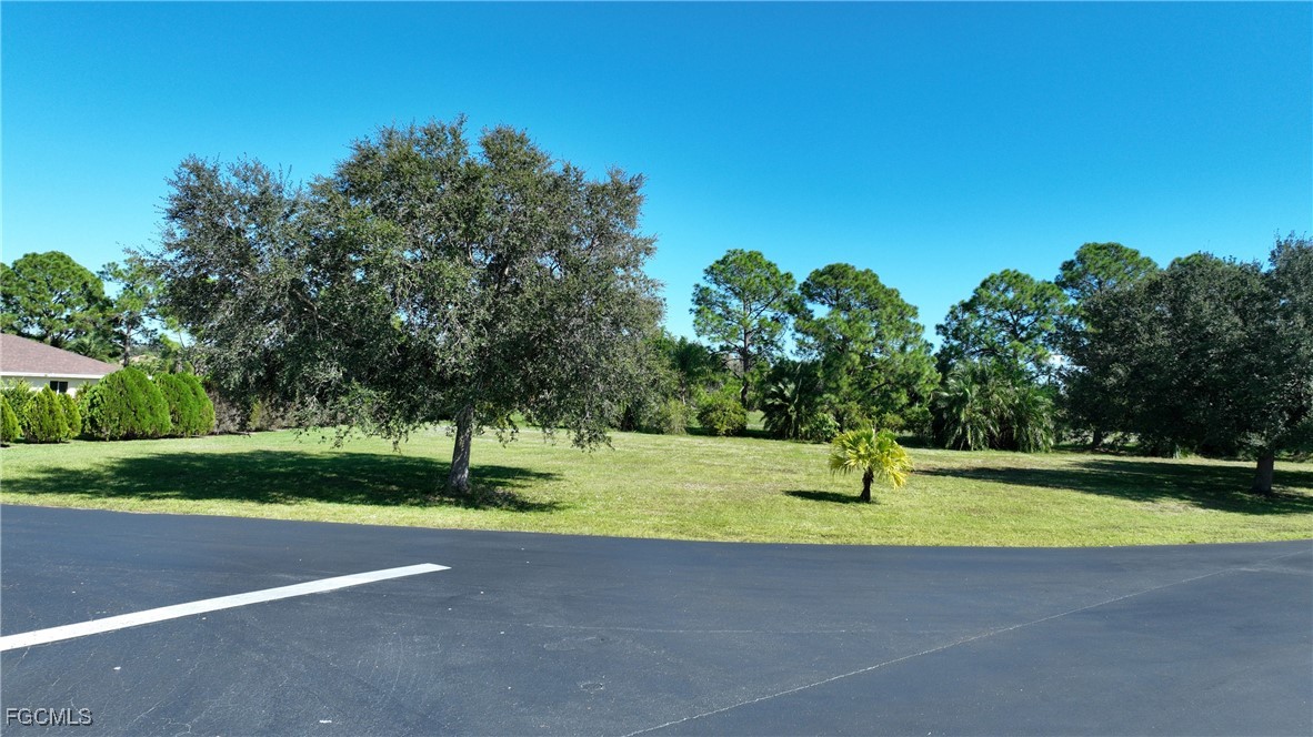 20083/085  Petrucka Circle