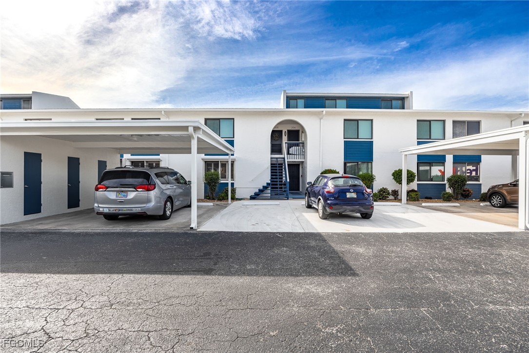 4904 Vincennes Street, Apt 103