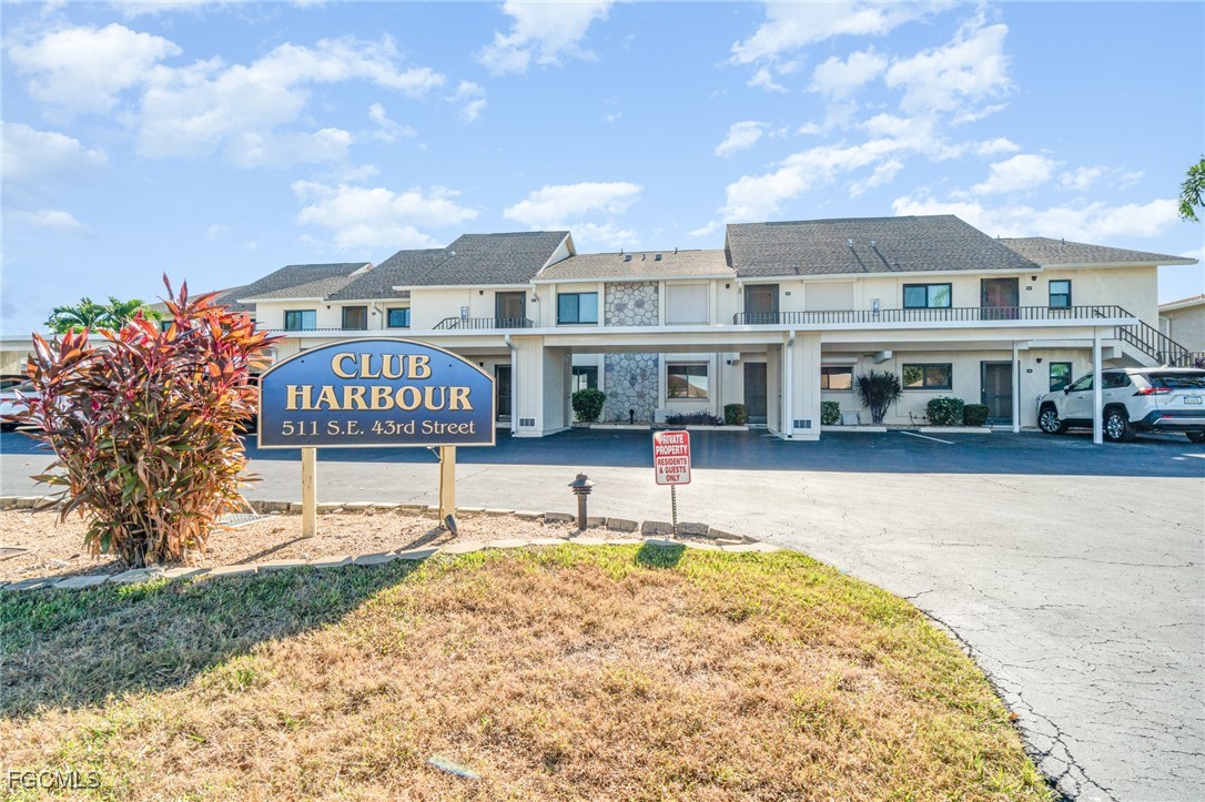 511 SE 43rd Street, Apt 105