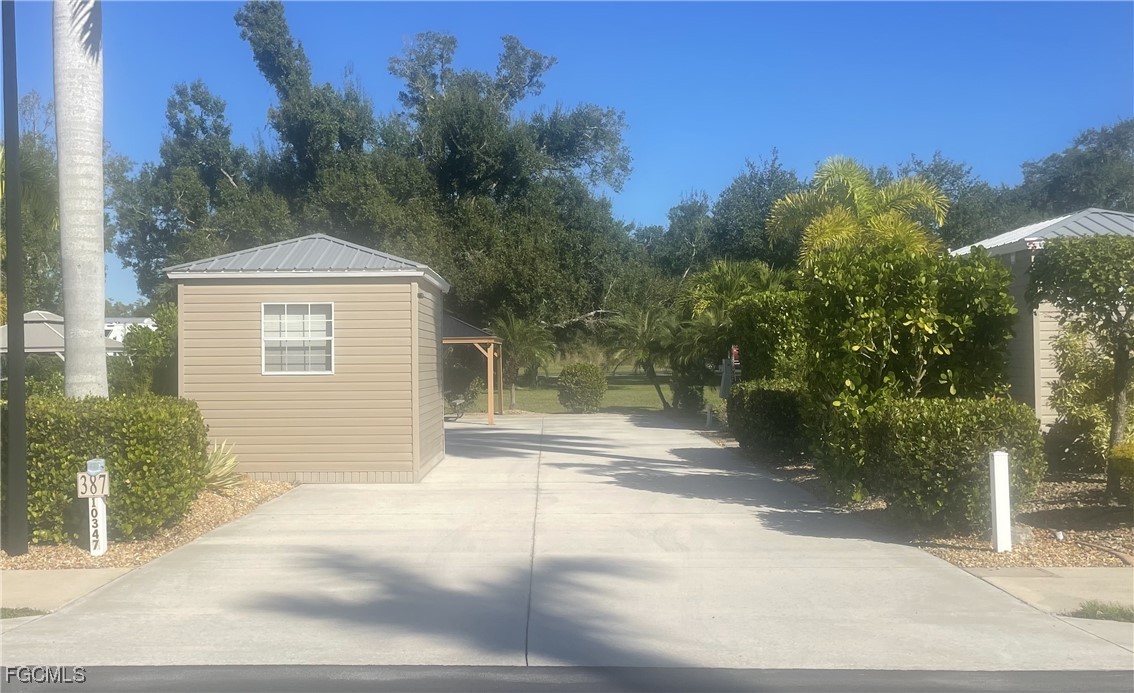 10347  Prairie Iris Trail