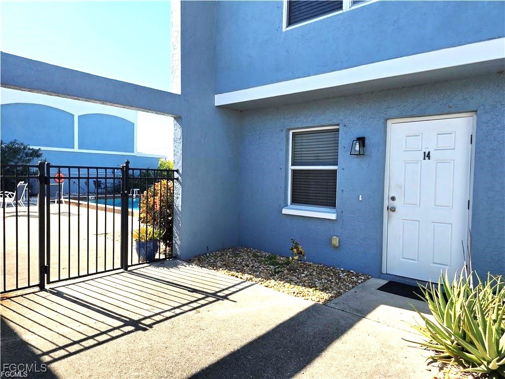 4424 SW 8th Place, Apt 14