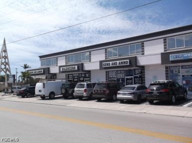 1639  Cape Coral Parkway