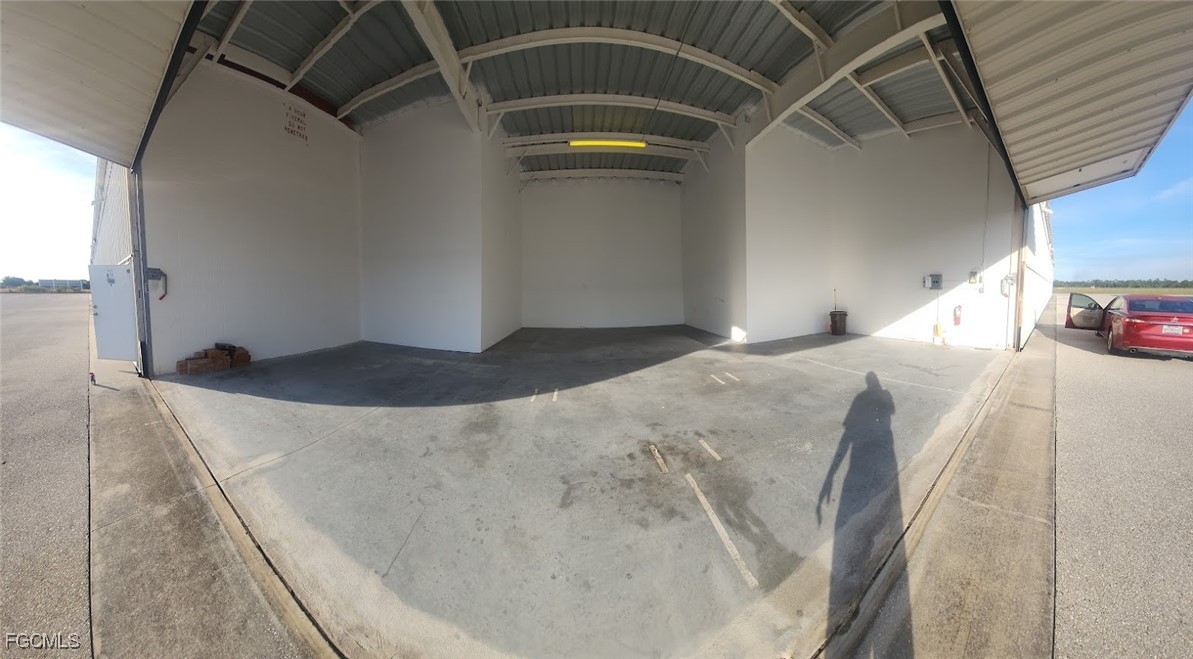 28390  Challenger Boulevard, Apt B9