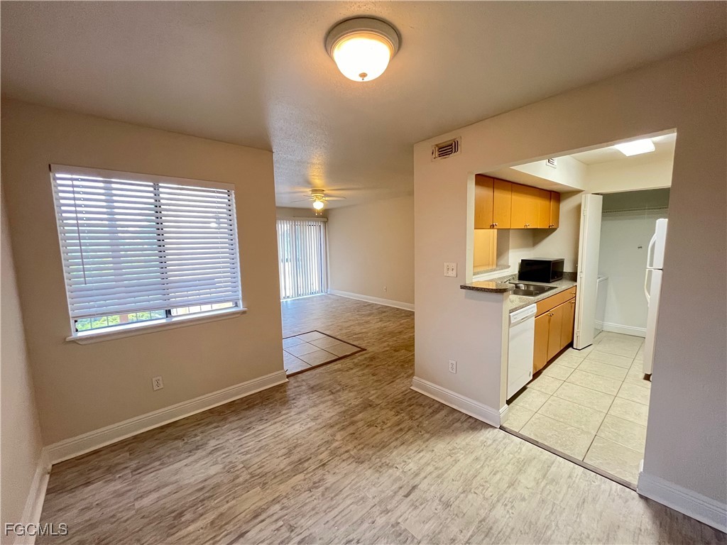 2885  Winkler Avenue, Apt 617