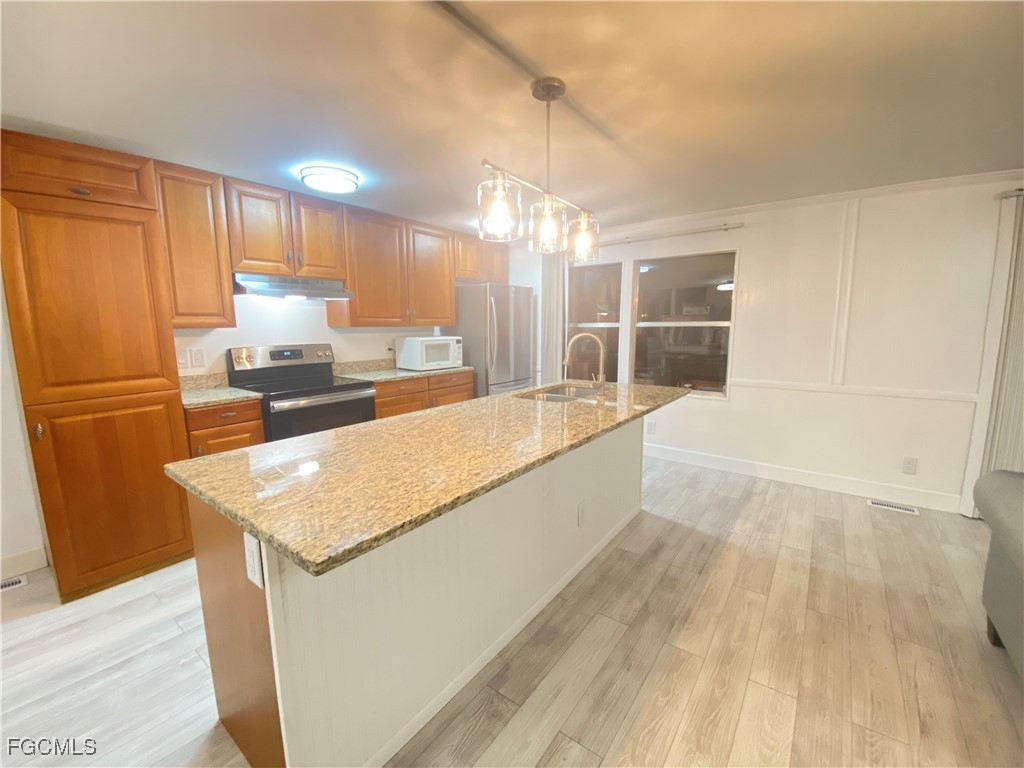 5506  Virginia Dare Lane