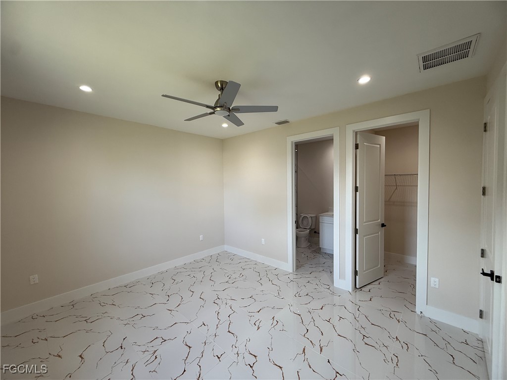 15335/ 15337  Wall Drive