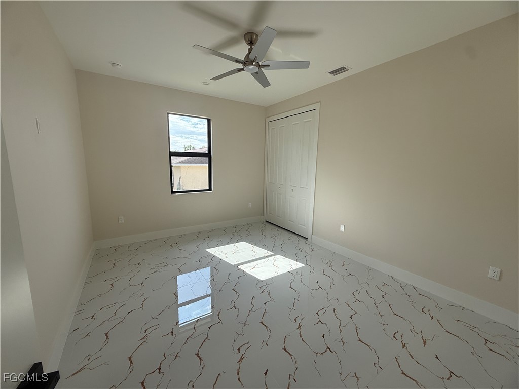 15335/ 15337  Wall Drive