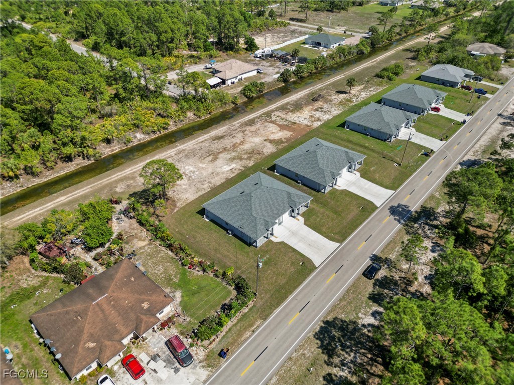 1400/1402 W 12th Street