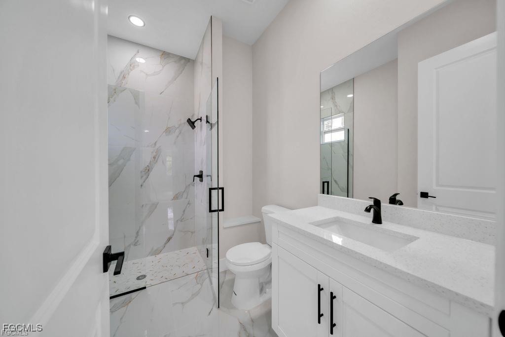 4648/4650  Leonard Boulevard