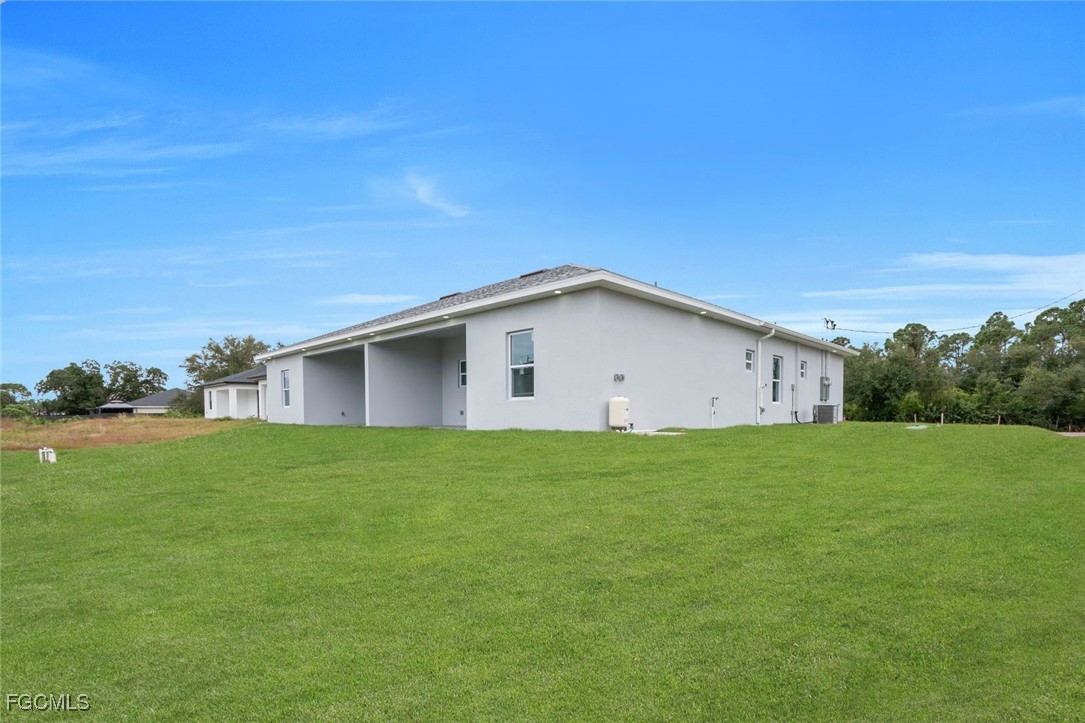 4648/4650  Leonard Boulevard