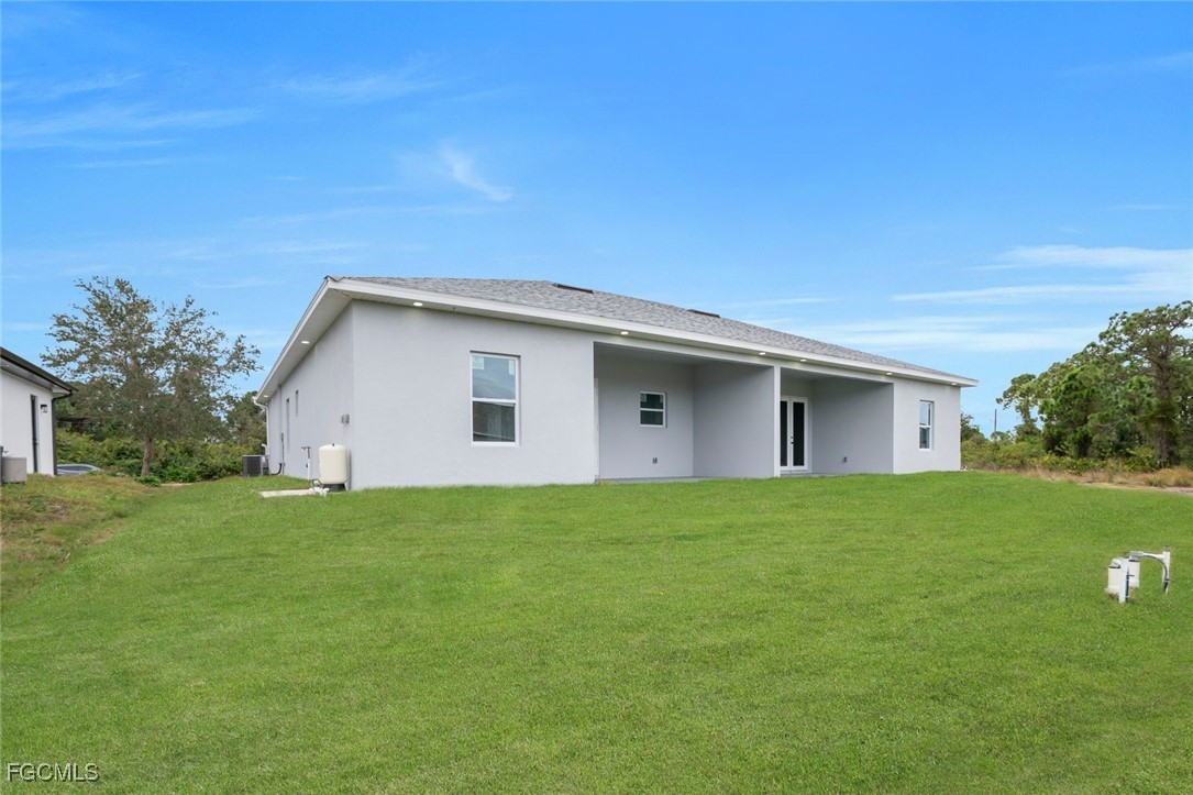 4648/4650  Leonard Boulevard