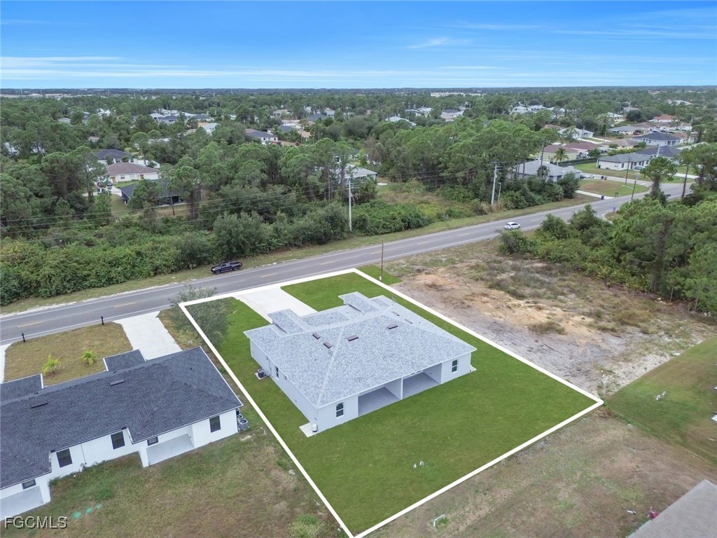 4648/4650  Leonard Boulevard