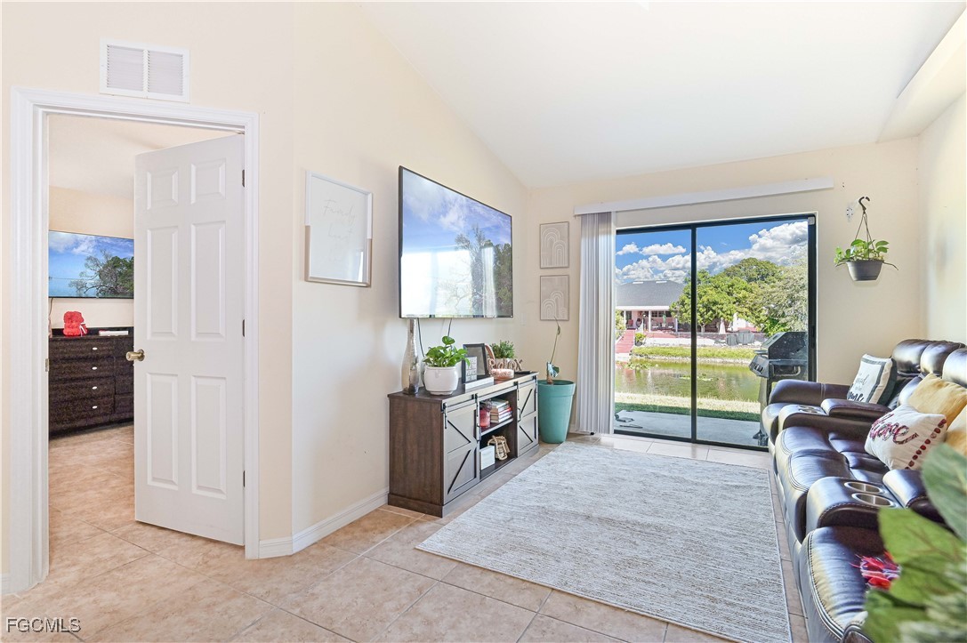 611/613 SE 14th Street